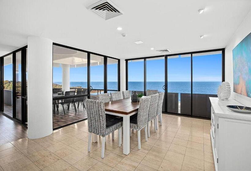 1 Bedroom Penthouse Apartment, Pacific Towers Beach Resort