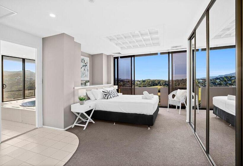 1 Bedroom Penthouse Apartment, Pacific Towers Beach Resort