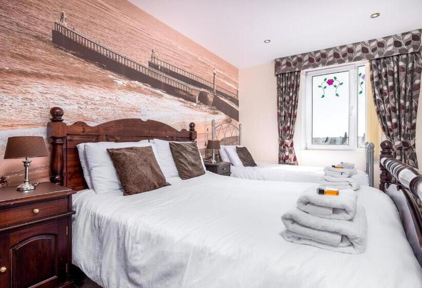 Семейный Номер, Riviera Guesthouse