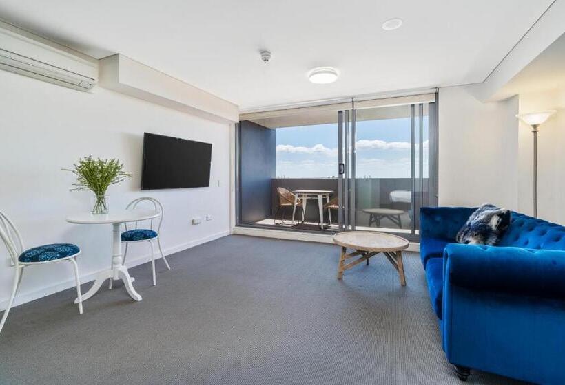 1 Schlafzimmer Apartment mit Blick, Terminus Apartment Hotel, Ascend Hotel Collection