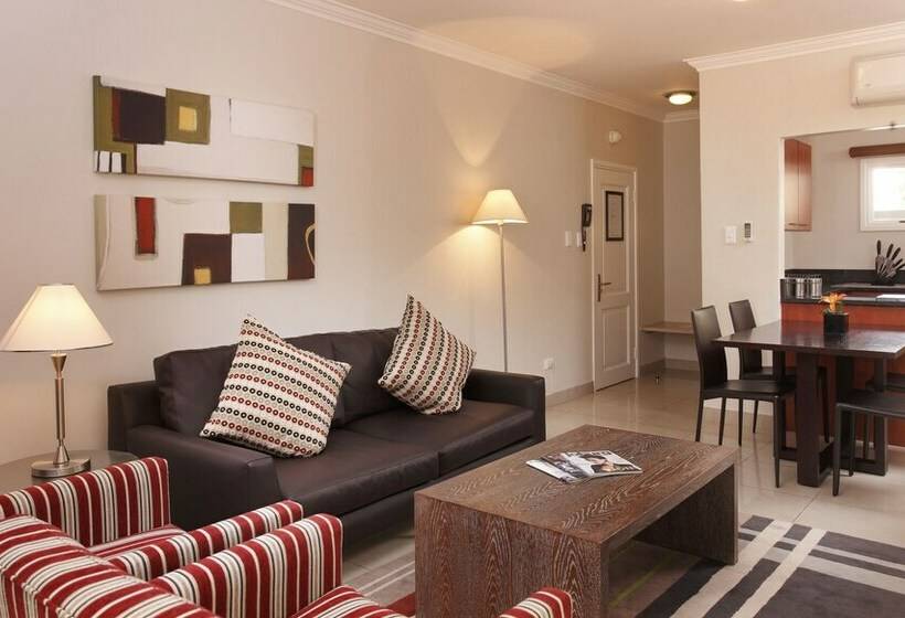 Apartamento 1 Dormitório, The Capital Villa