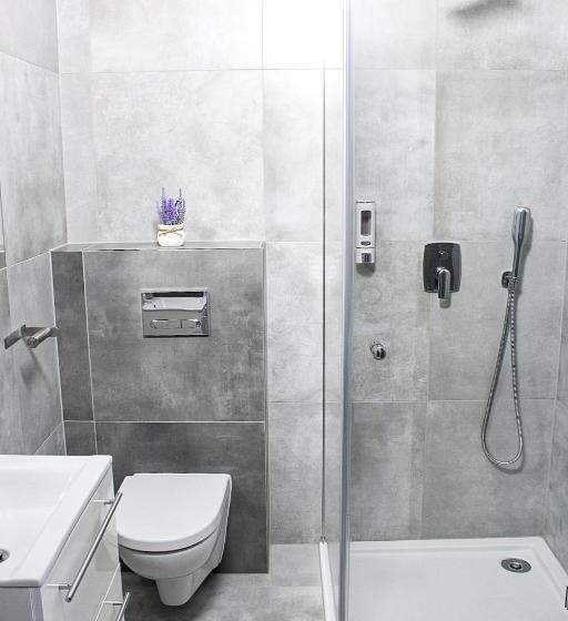 חדר משפחתי, Kazimierz Residence Square