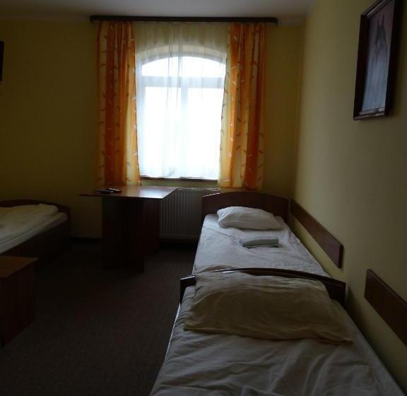 Номер Стандарт Трехместный, Hostel Miłosz