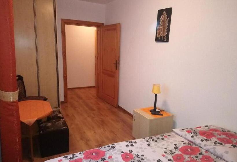 Номер Стандарт, Pokoje Gościnne Strażnica