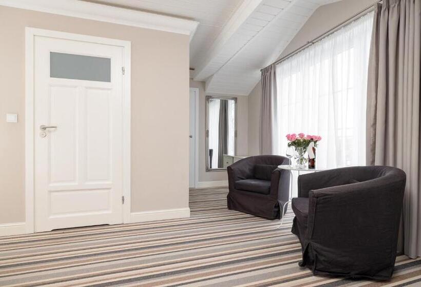 Апартаменты 2 Спальни с Балконом, Villa Astra Baltica