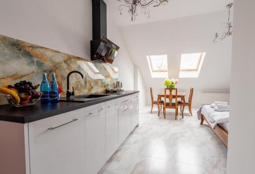 Номер Deluxe, Kamienica Zamenhofa   Apartamenty Na Wynajem