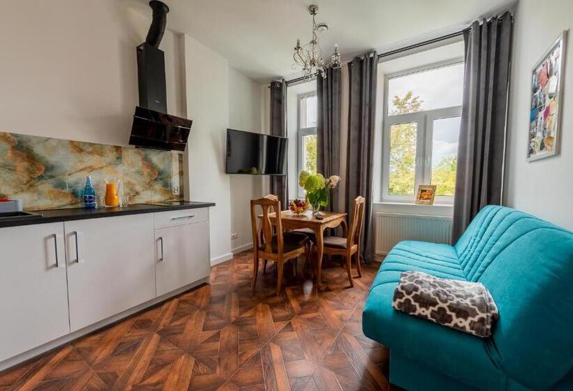 Четырехместный номер Премиум, Kamienica Zamenhofa   Apartamenty Na Wynajem