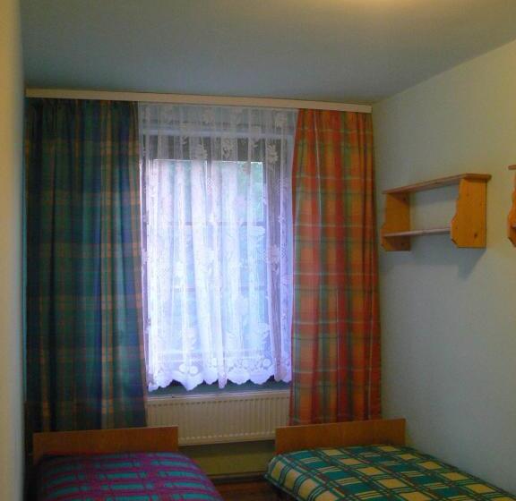 Quarto Familiar, Mylak Bianca
