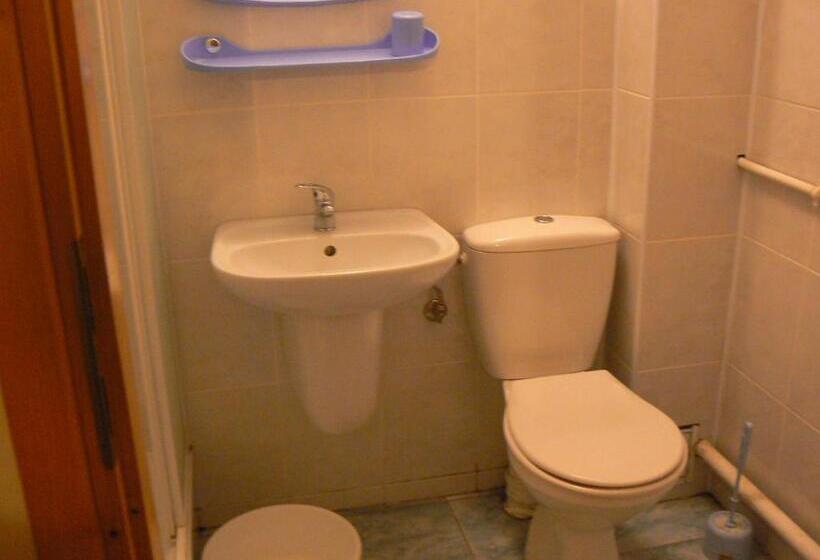 Quarto Triplo Estandar, Mylak Bianca