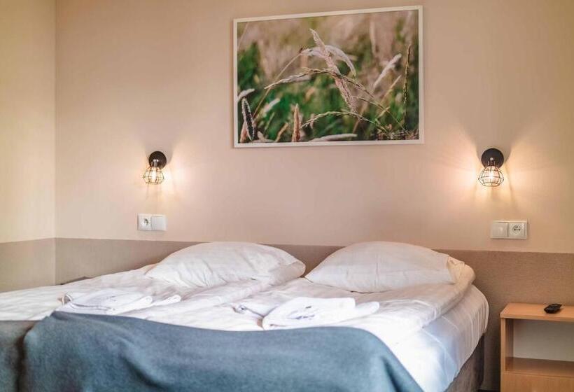 Четырехместный Номер Стандарт, Granada Pensjonat & Spa