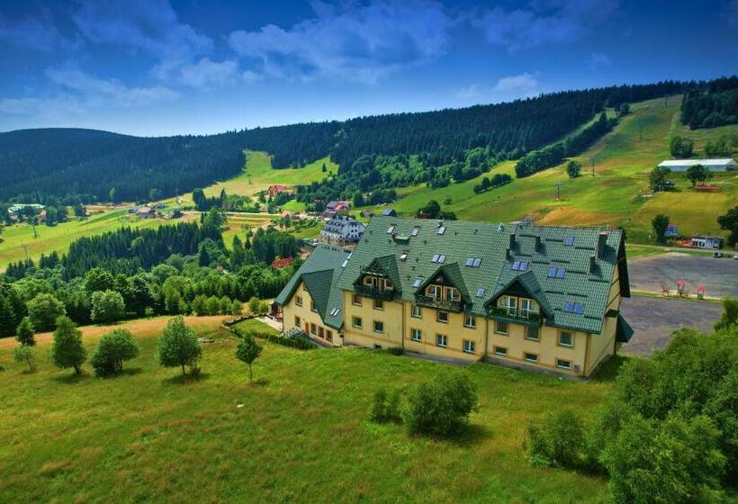 Семейный Номер, Agal Zieleniec