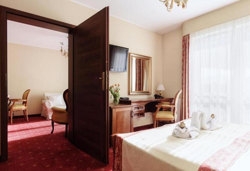 Апартаменты 1 Спальня, Lila Medical Spa