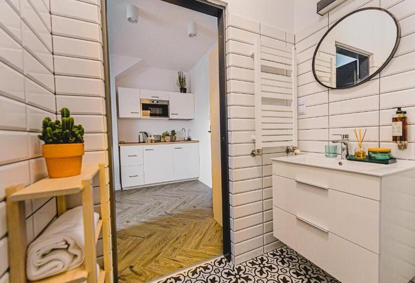 آپارتمان 1 خوابه, Boho House