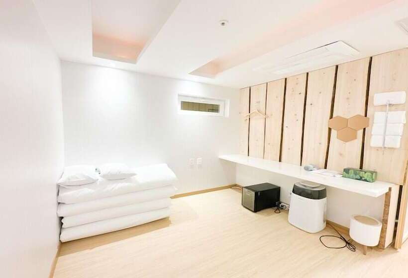 اتاق اکونومی, Sokcho Gallery In Stay