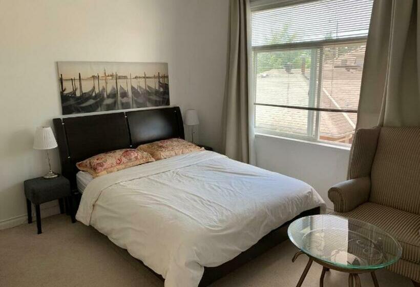 اتاق استاندارد, Xin Xin House