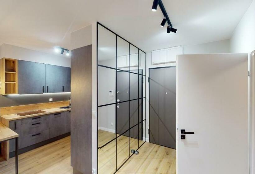 آپارتمان لوکس 1 خوابه, Prince Witold Apartments Near The Market Square 43 Księcia Witolda Street