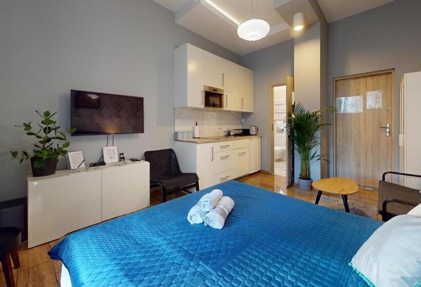 استودیوی استاندارد, Prince Witold Apartments Near The Market Square 43 Księcia Witolda Street