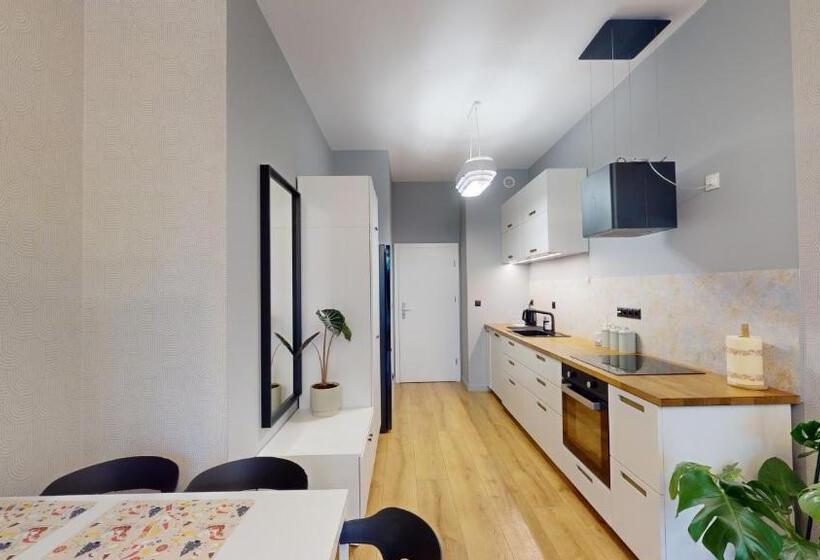 آپارتمان لوکس 1 خوابه, Prince Witold Apartments Near The Market Square 43 Księcia Witolda Street