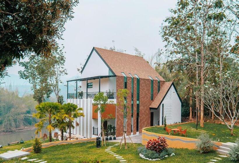 Номер Стандарт с Балконом, Veevaree Riverkwai Resort