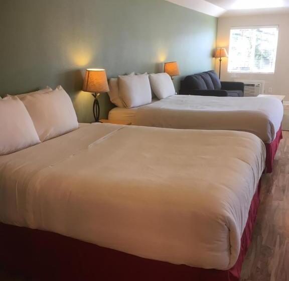 Студия Deluxe, Clear Lake Cottages & Marina