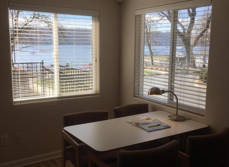 Студия Deluxe, Clear Lake Cottages & Marina