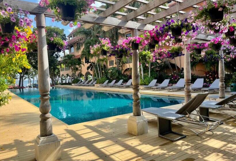 プールビュースタンダードルーム, Anantasila Beach Resort Hua Hin