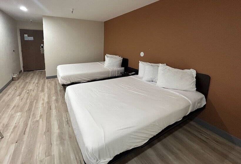 Номер Стандарт 2 Двуспальные Кровати, Studio 6 Suites Cameron Park, Ca Folsom