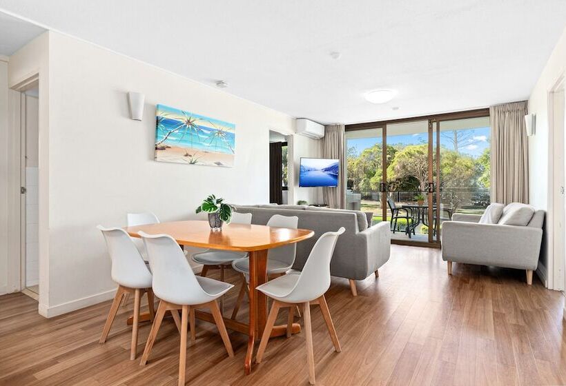 Апартаменты 1 Спальня, Windward Apartments