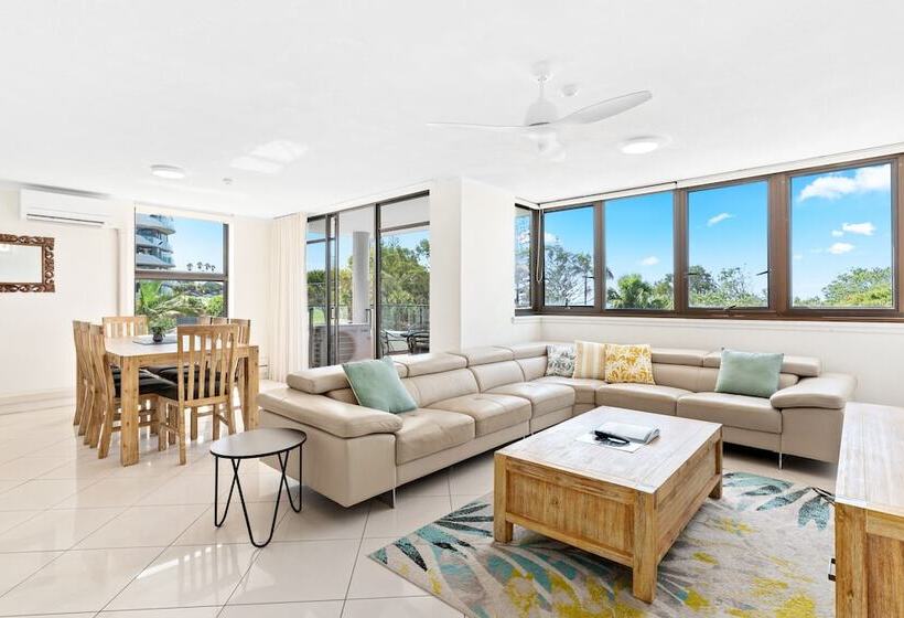 Апартаменты 1 Спальня, Windward Apartments