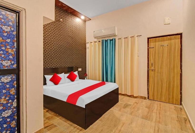 Трехместный Номер Классика, Oyo Flagship 80648 Resort Stay Inn