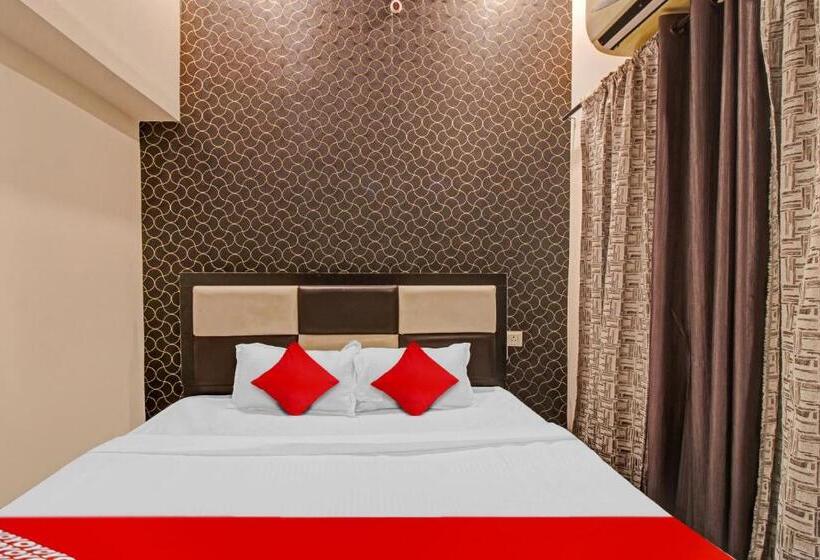 Трехместный Номер Классика, Oyo Flagship 80648 Resort Stay Inn