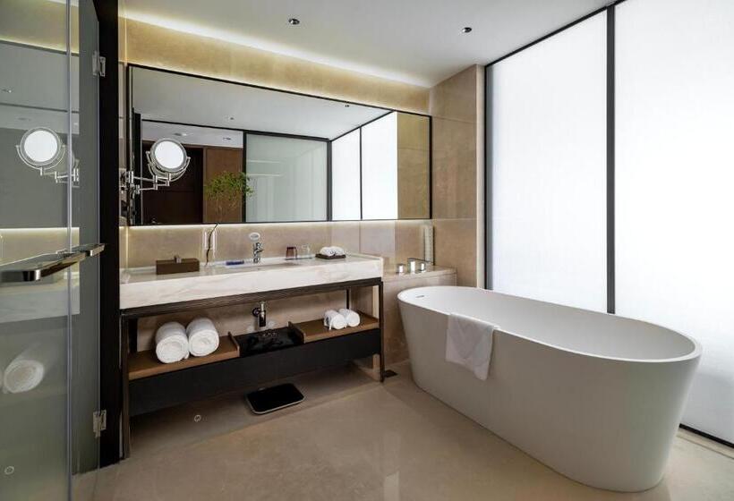 Номер Deluxe Кровать Кинг, Wyndham Grand Plaza Royale Yujia Anhua