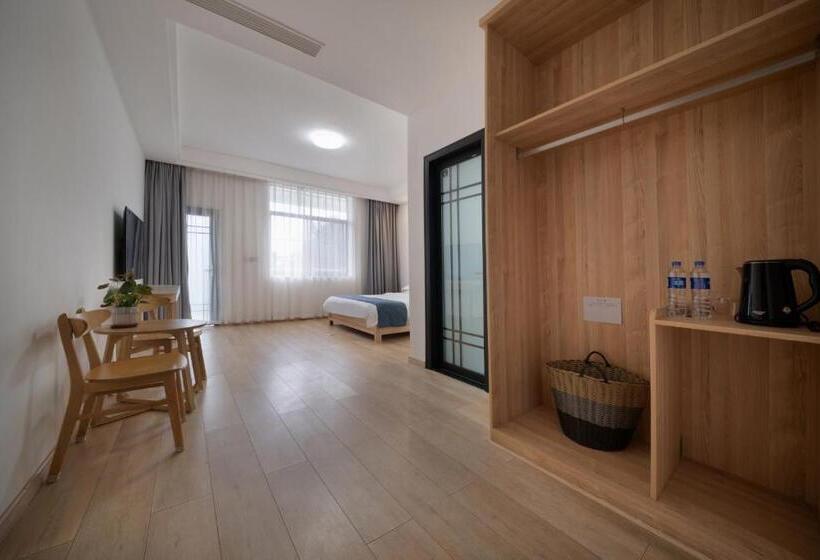 اتاق استاندارد با بالکن, Qianxun Tea House & Homestay