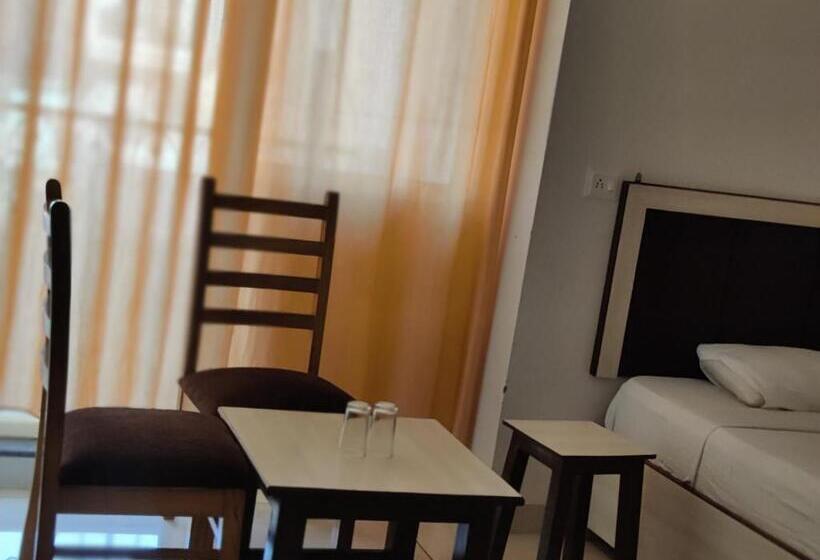 Номер Deluxe, Heartwood City Corbett