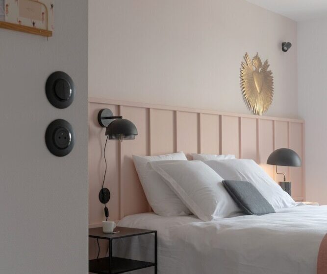 اتاق راحتی, Hôtel Le Prieuré