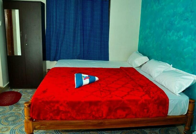 اتاق استاندارد سه نفره, Seven Endue Cottages