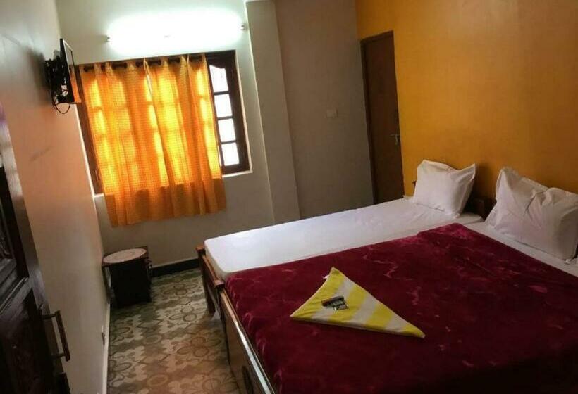 اتاق استاندارد سه نفره, Seven Endue Cottages