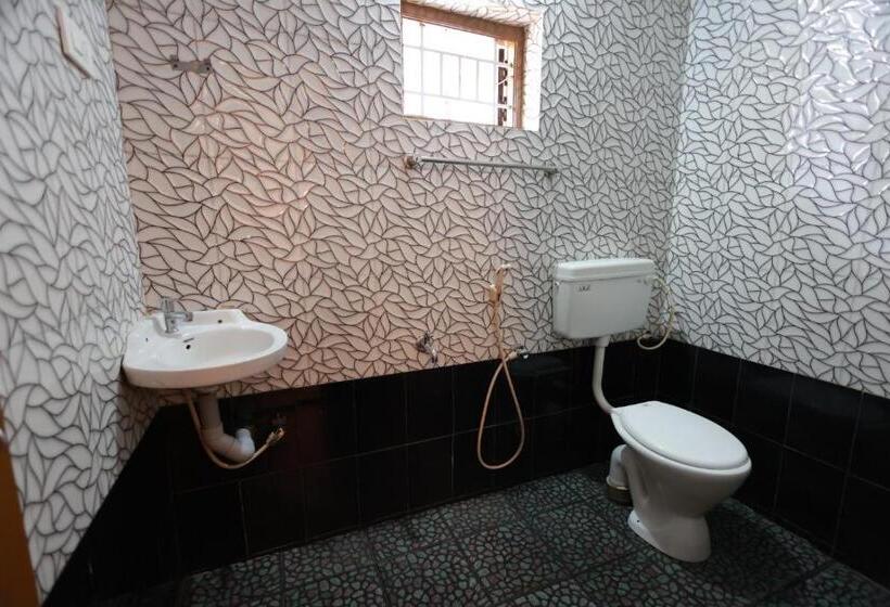 اتاق استاندارد سه نفره, Seven Endue Cottages