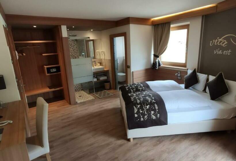 Quarto Estandar, Bondi