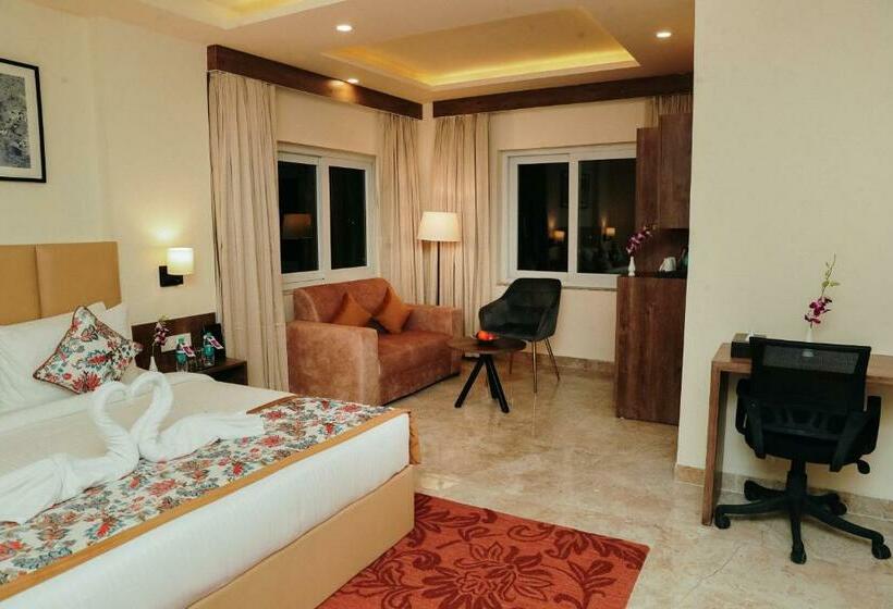 اتاق اجرایی, Regenta Inn Greater Noida, 15 Mins To India Expo Mart