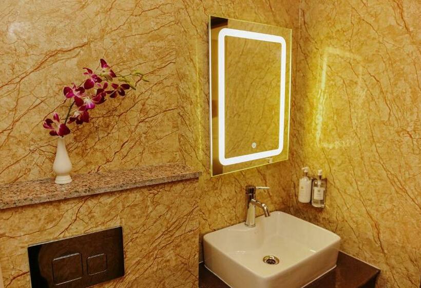 اتاق اجرایی, Regenta Inn Greater Noida, 15 Mins To India Expo Mart