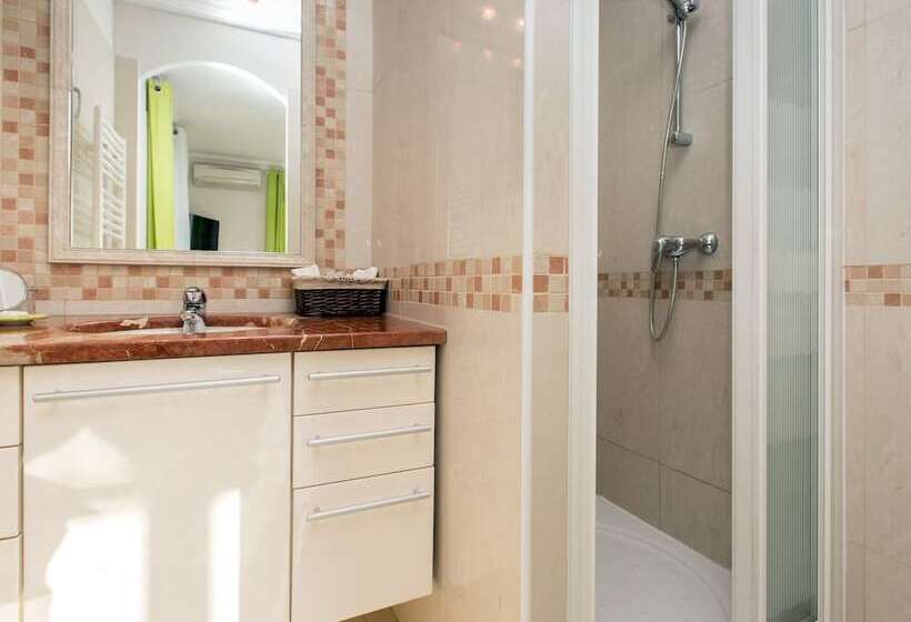 디럭스 룸 바다 전망, Les Chambres D Hôtes De Mougins
