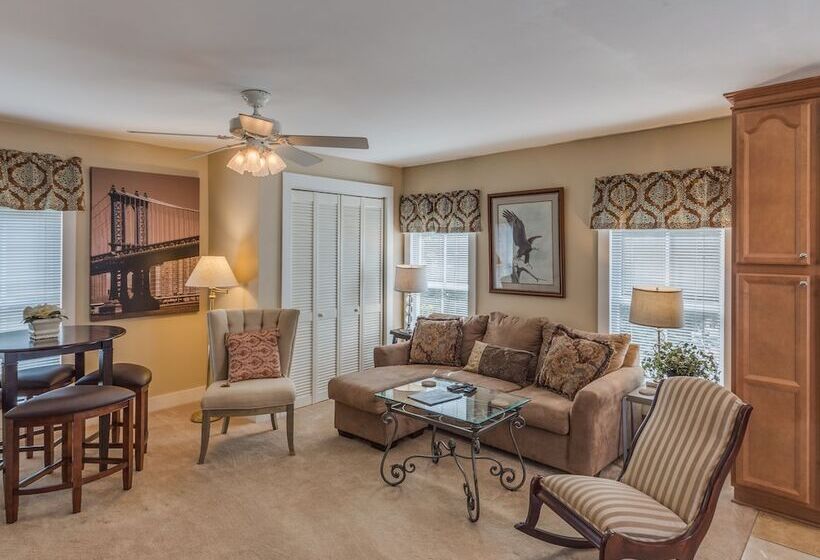 آپارتمان 1 خوابه, Riverdale Inn