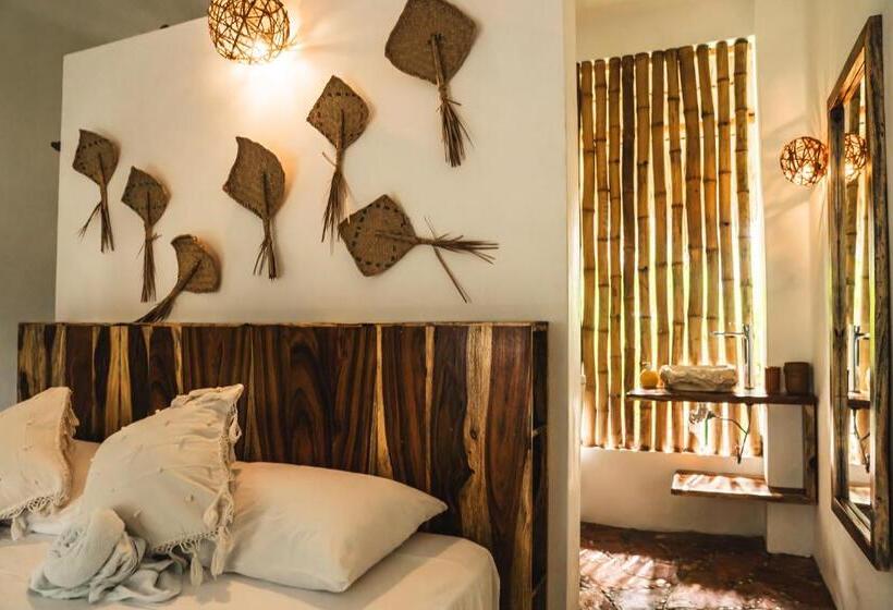 Люкс с Террасой, Casa Chula Hotel Boutique Frente Al Mar
