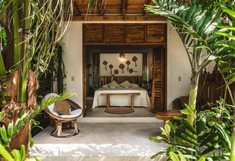 Люкс с Террасой, Casa Chula Hotel Boutique Frente Al Mar