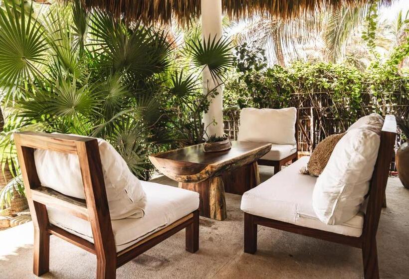 Семейный Номер Deluxe, Casa Chula Hotel Boutique Frente Al Mar