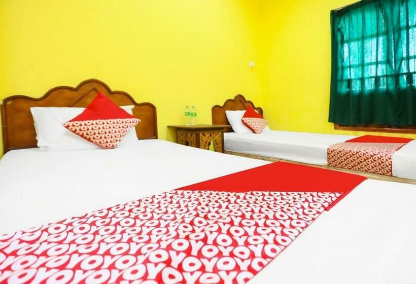 Номер Economy, Oyo 91839 Penginapan Sulthan Penyengat Syariah
