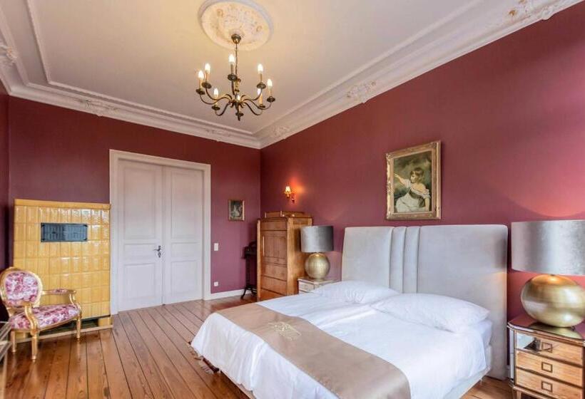 Номер Стандарт Трехместный, Schlosshotel Gross Koethel