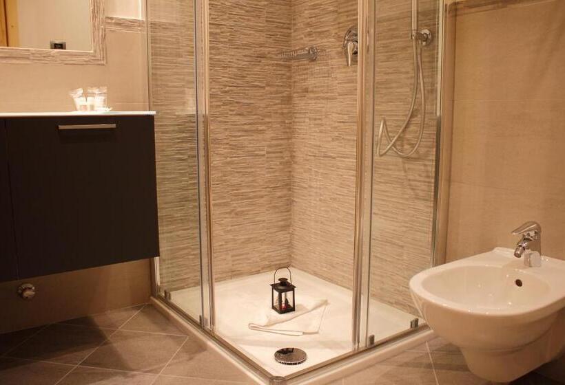 اتاق لوکس, B&b Augusto