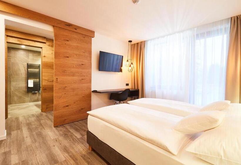 장애인을 위한 킹사이즈 침대 스탠다드 룸, Resort Sněžné Amanita